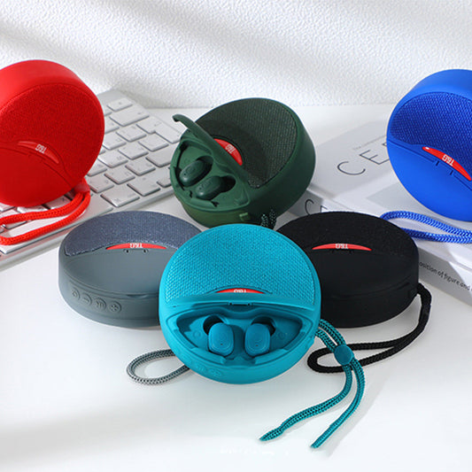 Outdoor Portable Bluetooth Speaker with 3D Stereo & FM
