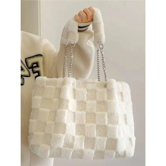 Chic White Plush Tote Bag – Save 10% Off Today!