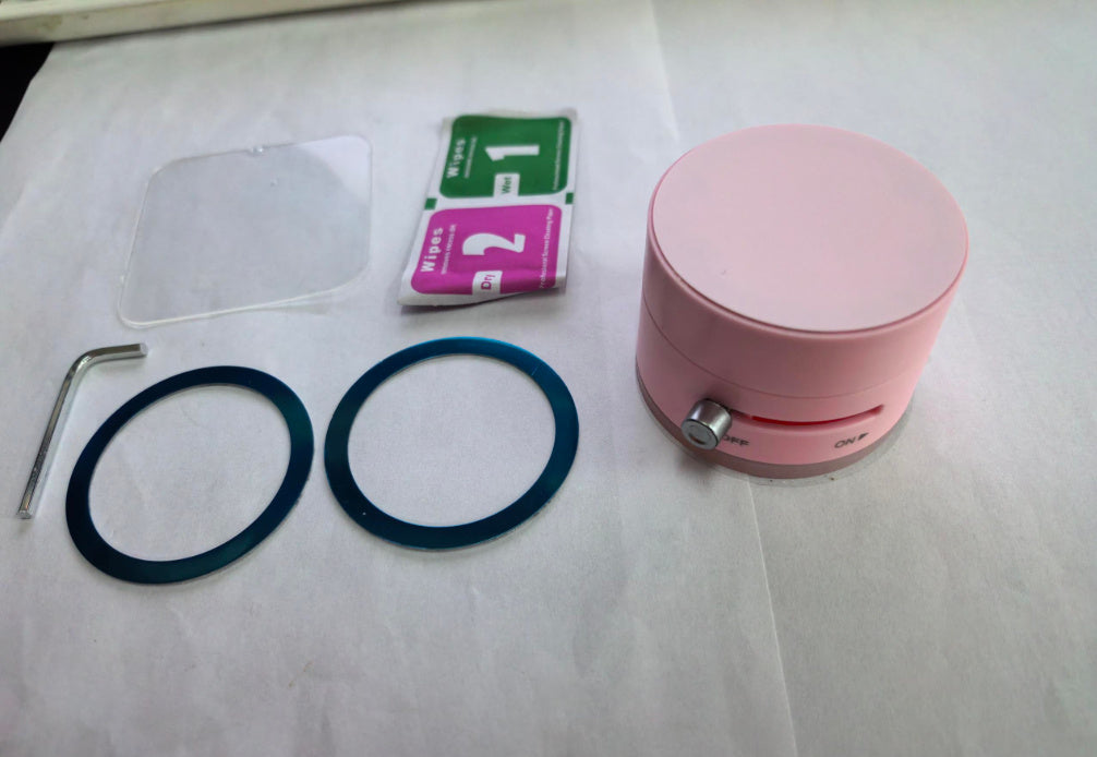 Foldable Magnetic Car Mount – Hands-Free Phone Holder with Suction Cup