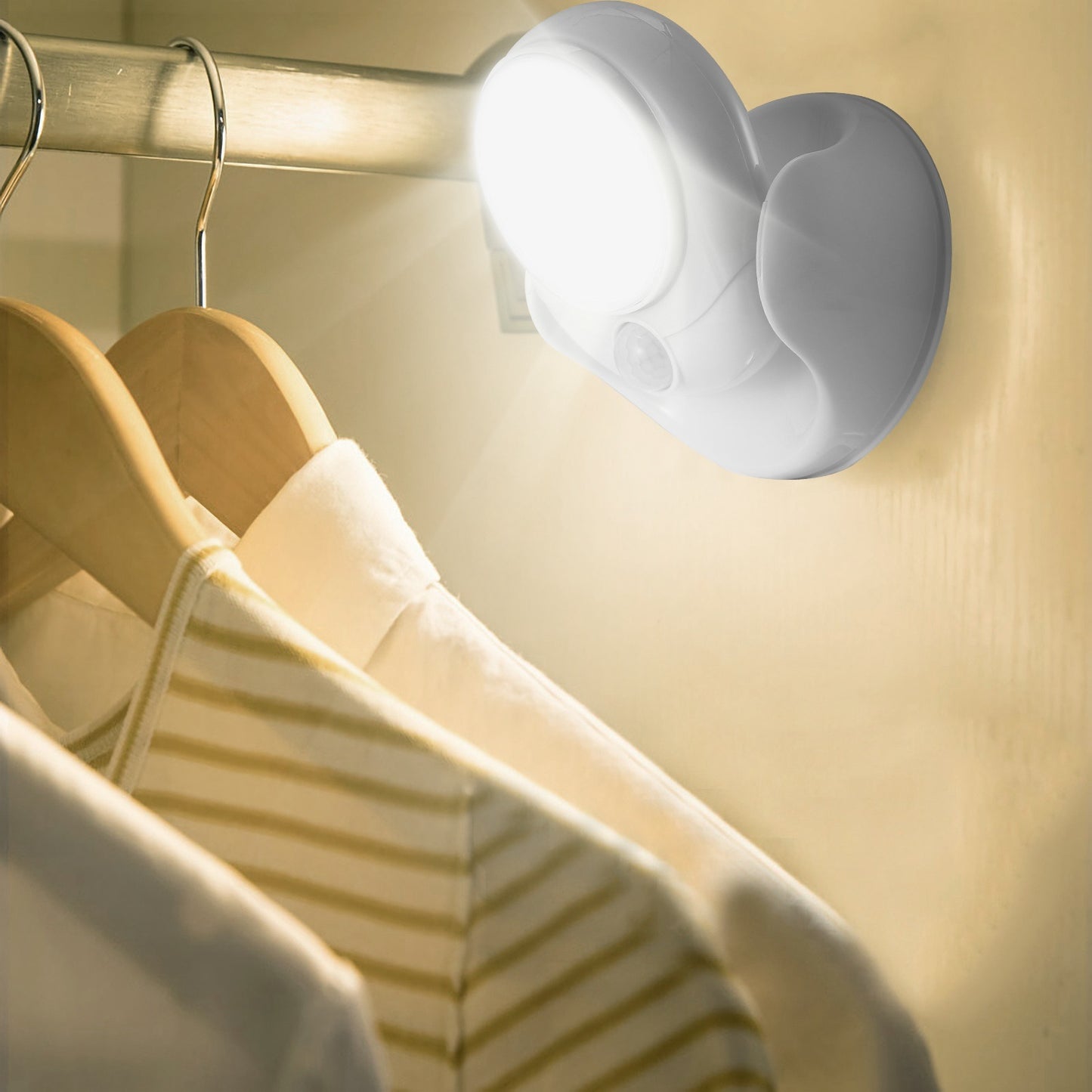 "Win a Wireless 360° Rotating LED Motion Sensor Night Light – Brighten Any Space Instantly! Exclusive Giveaway Only!"